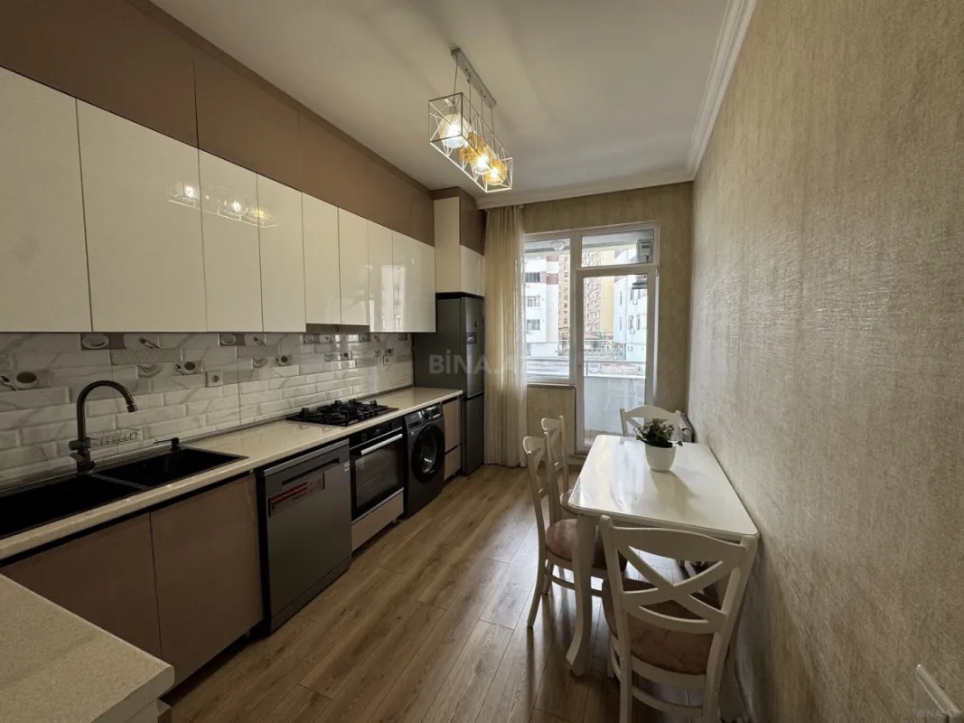 Satılır 2 otaqlı mənzil 75 m²