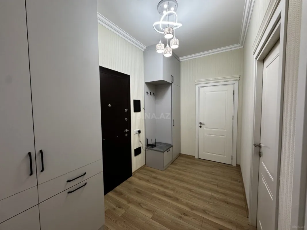 Satılır 2 otaqlı mənzil 75 m²