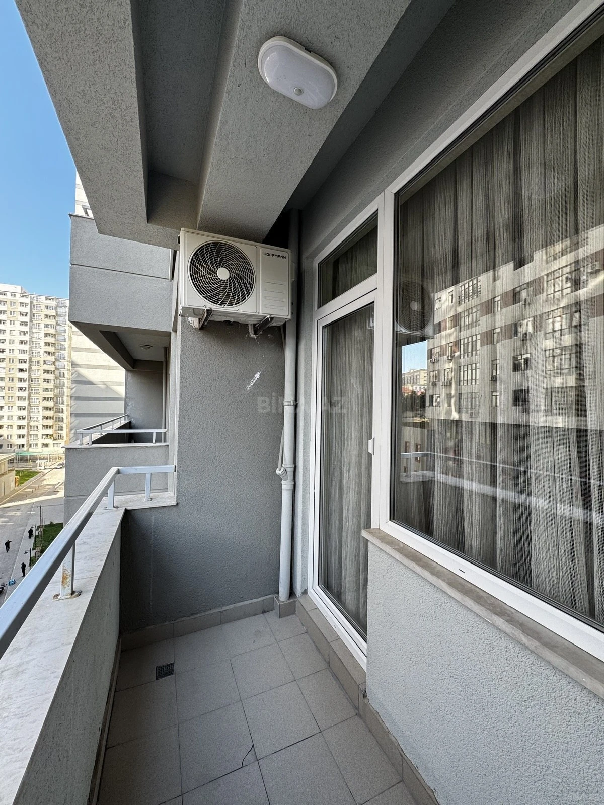 Satılır 2 otaqlı mənzil 75 m²