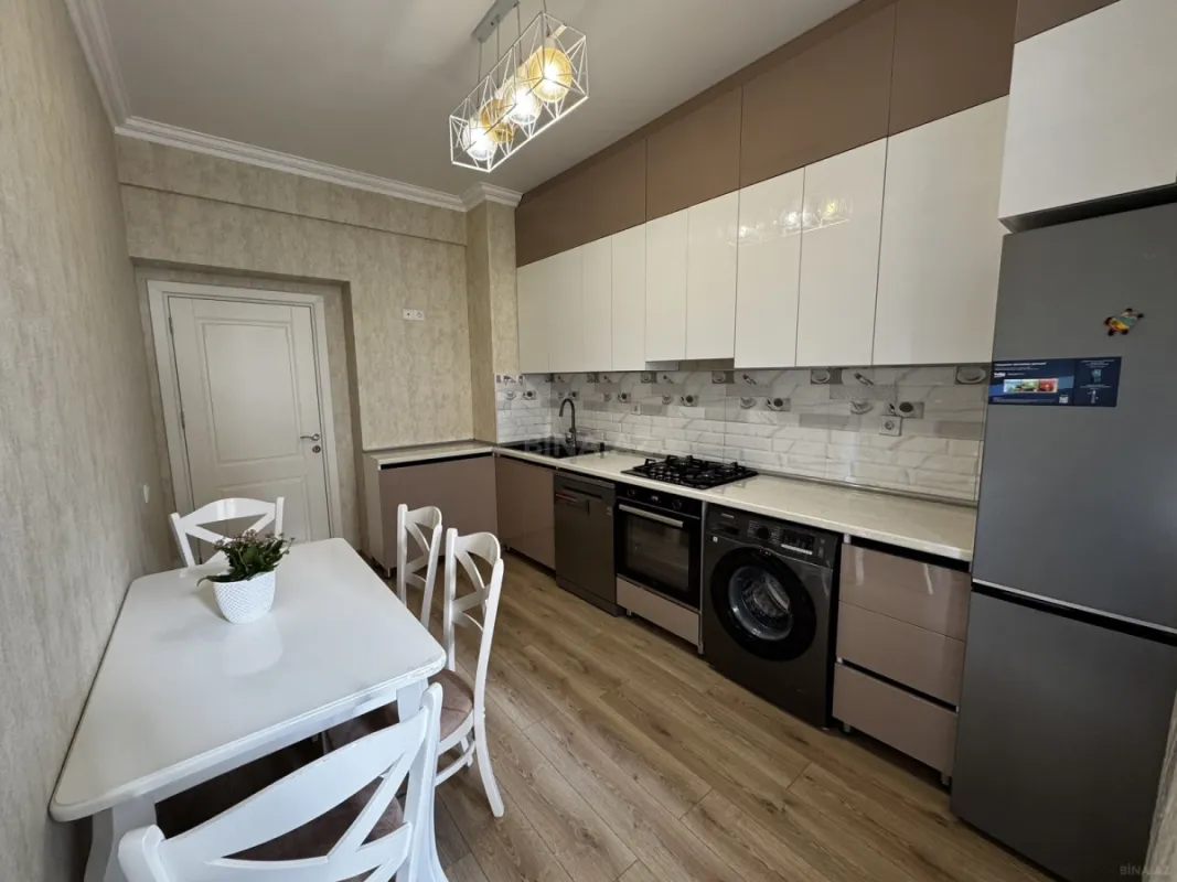 Satılır 2 otaqlı mənzil 75 m²