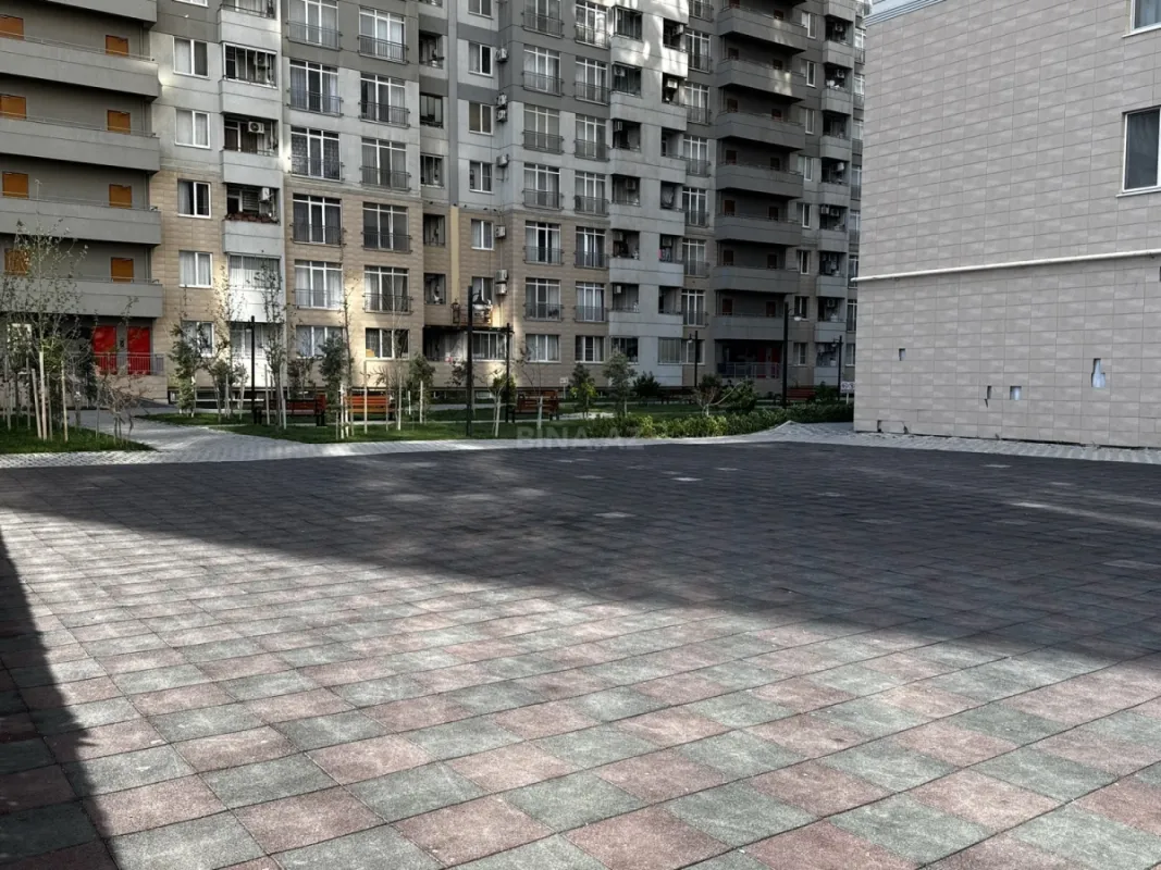 Satılır 2 otaqlı mənzil 75 m²