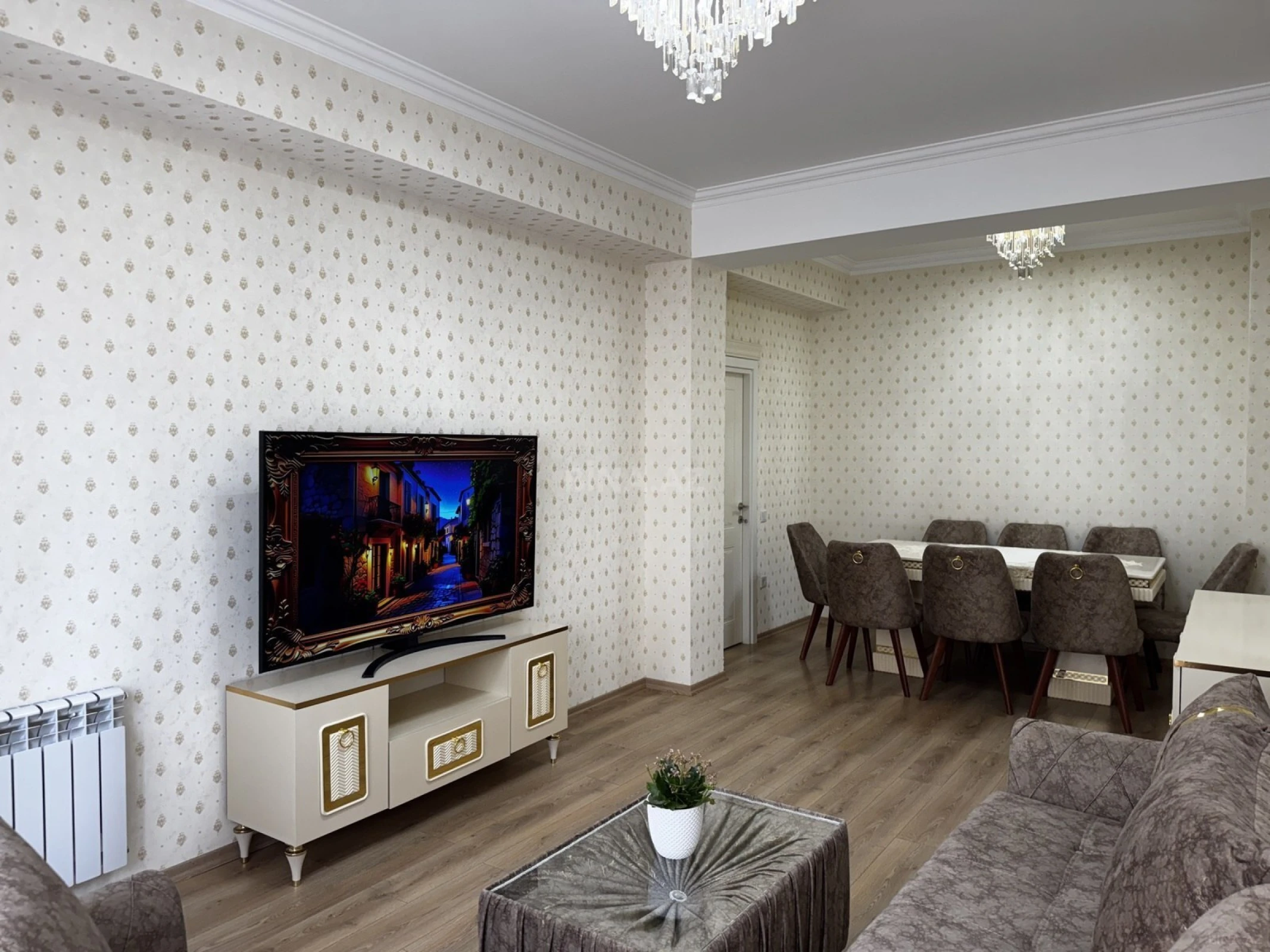 Satılır 2 otaqlı mənzil 75 m²