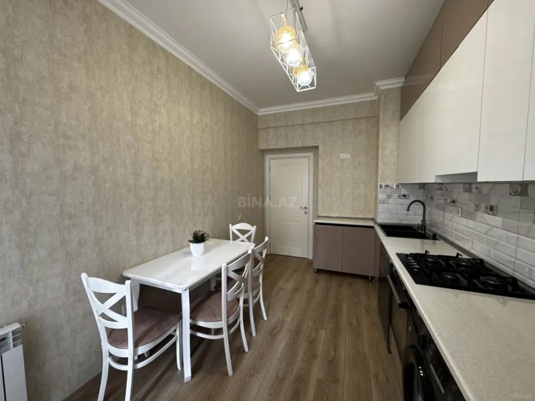 Satılır 2 otaqlı mənzil 75 m²