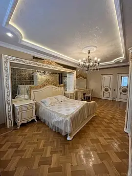 Satılır 4 otaqlı mənzil 193 m² — Bakı 4 otaq 193.00 m²