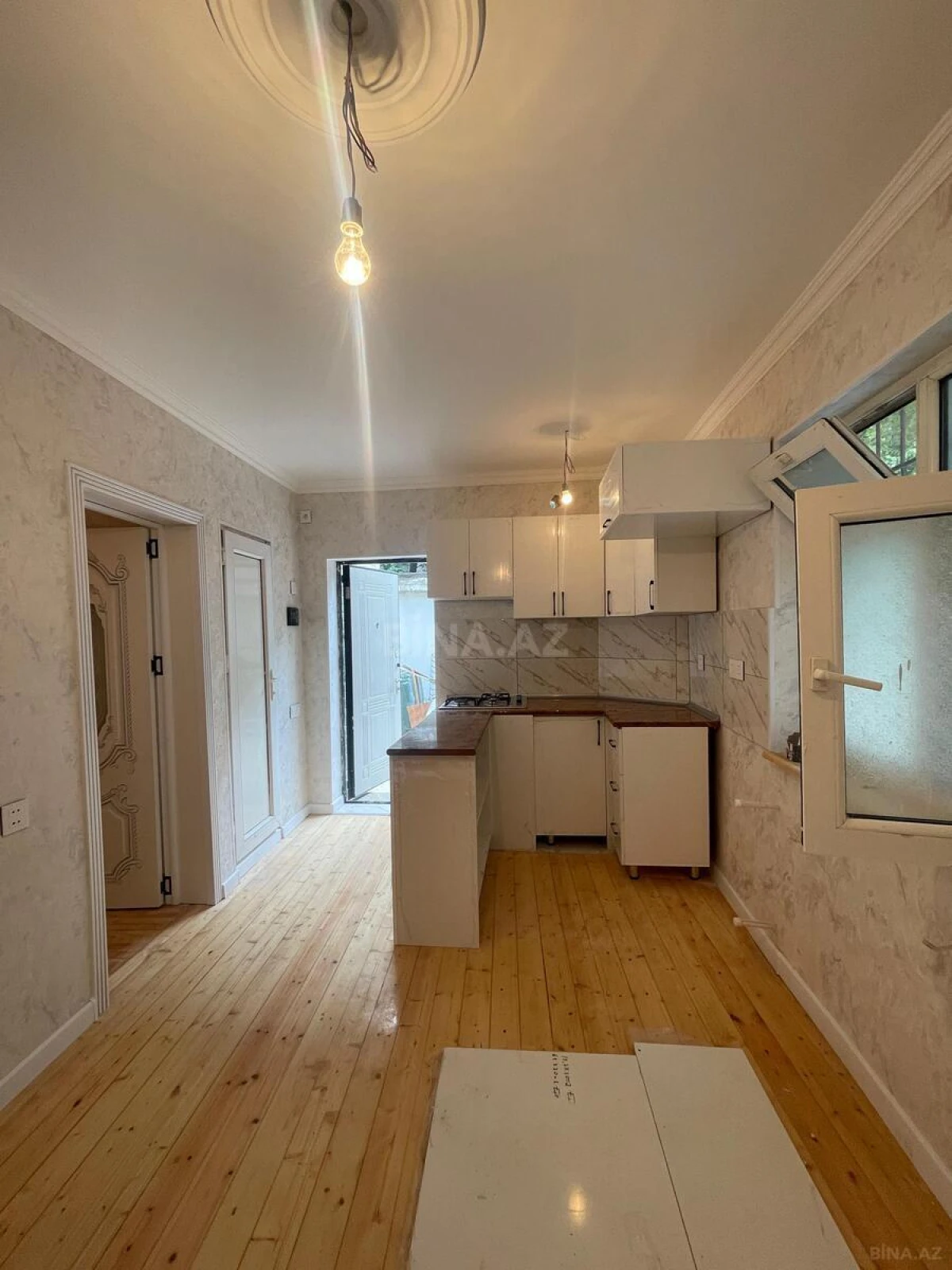 Satılır 2 otaqlı mənzil 32 m²