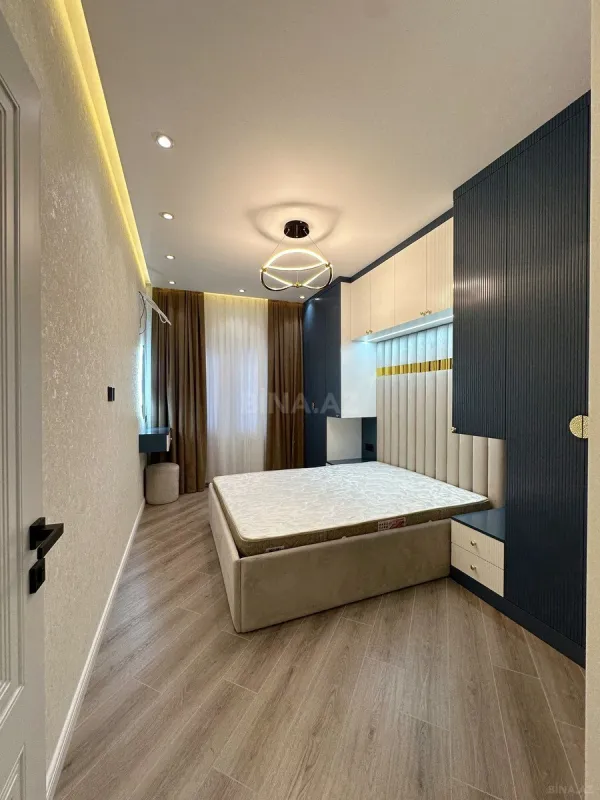 Satılır 2 otaqlı mənzil 67 m²