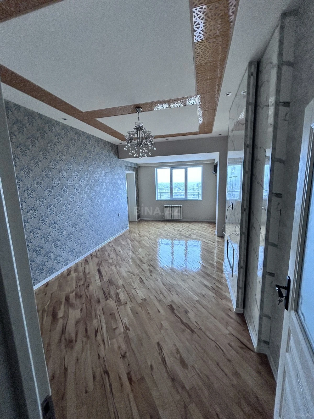 Satılır 3 otaqlı mənzil 97 m²