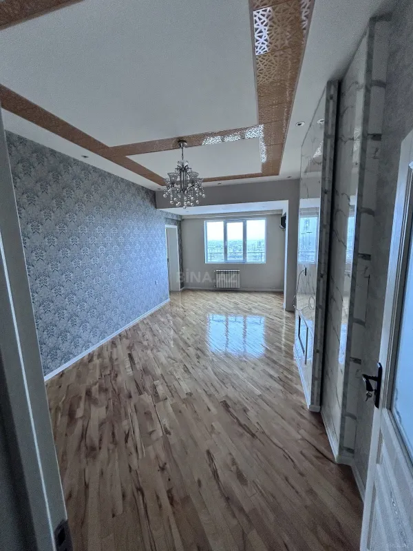 Satılır 3 otaqlı mənzil 97 m²