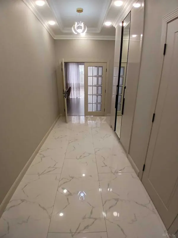 Kirayə verilir 3 otaqlı mənzil 132 m²