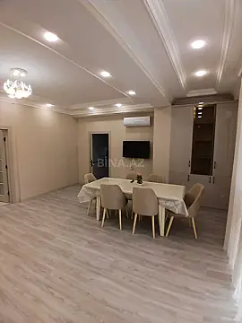 Kirayə verilir 3 otaqlı mənzil 132 m²