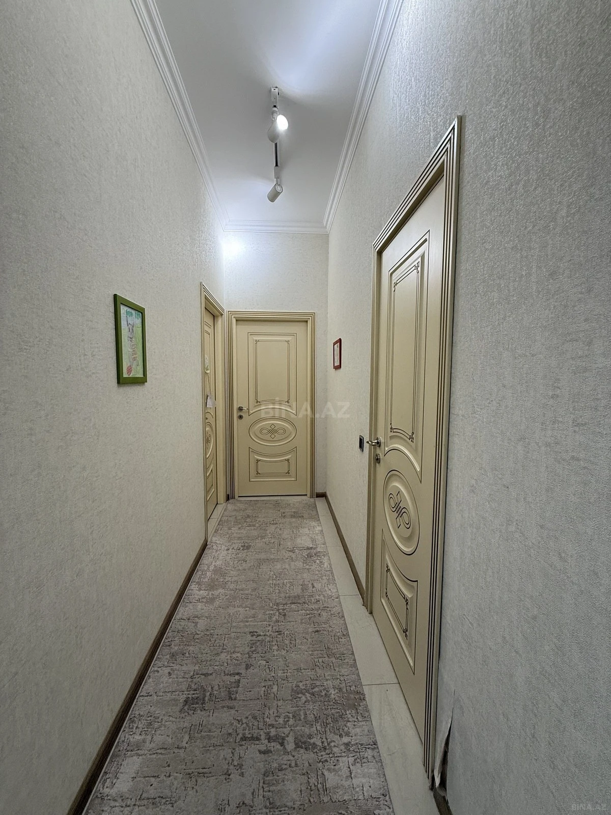 Satılır 2 otaqlı mənzil 72 m²