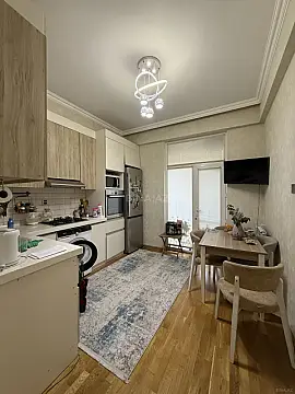 Satılır 2 otaqlı mənzil 72 m²