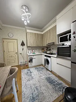 Satılır 2 otaqlı mənzil 72 m²