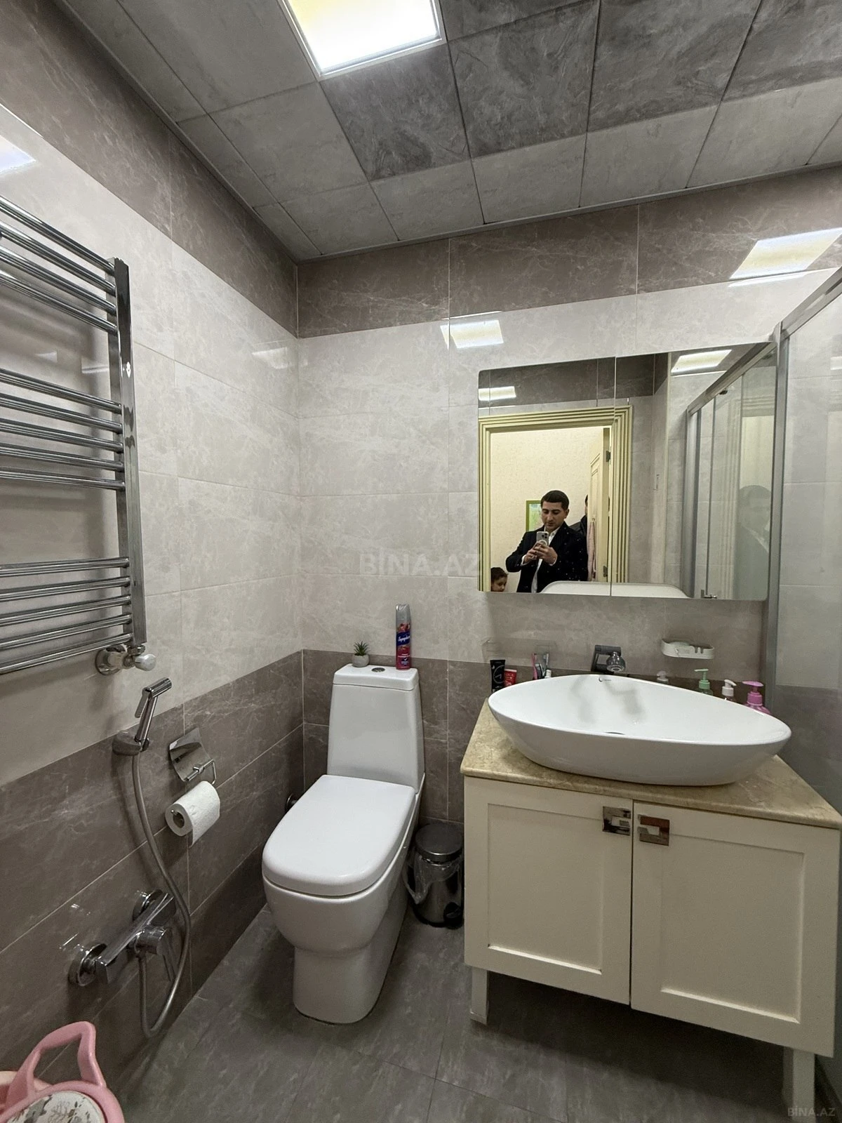 Satılır 2 otaqlı mənzil 72 m²