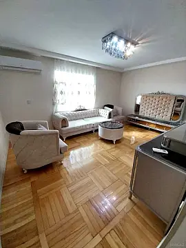 Kirayə verilir 2 otaqlı mənzil 65 m²