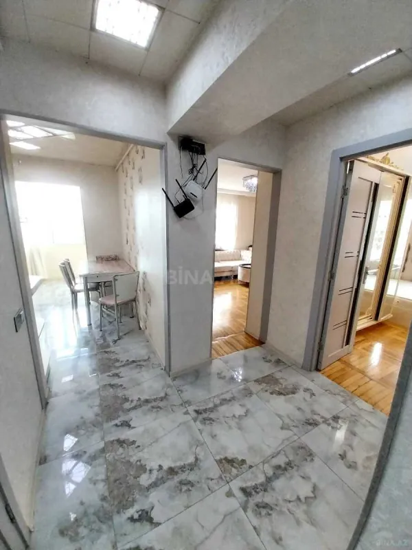 Kirayə verilir 2 otaqlı mənzil 65 m²