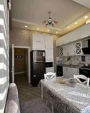 Satılır 3 otaqlı mənzil 100 m²