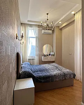 Satılır 3 otaqlı mənzil 100 m²