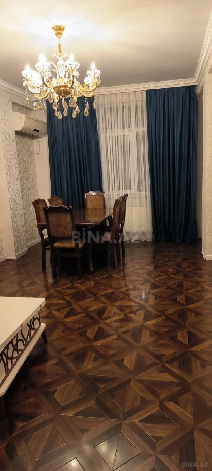 Kirayə verilir 2 otaqlı mənzil 80 m²