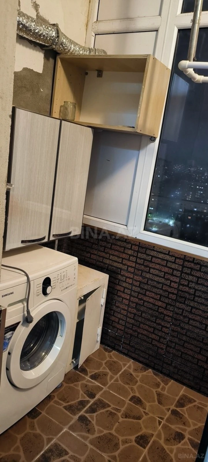 Kirayə verilir 2 otaqlı mənzil 80 m²