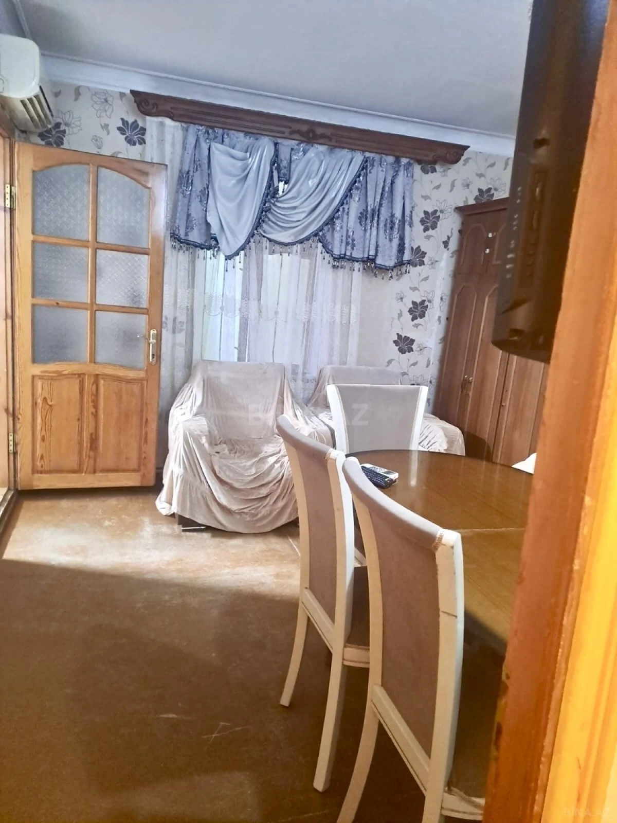 Kirayə verilir 2 otaqlı mənzil 50 m²
