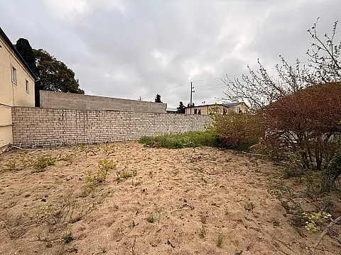 Satılır torpaq sahəsi 4 m²