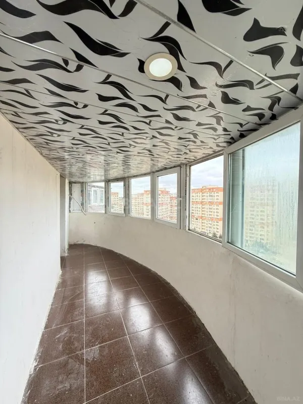 Satılır 2 otaqlı mənzil 70 m²