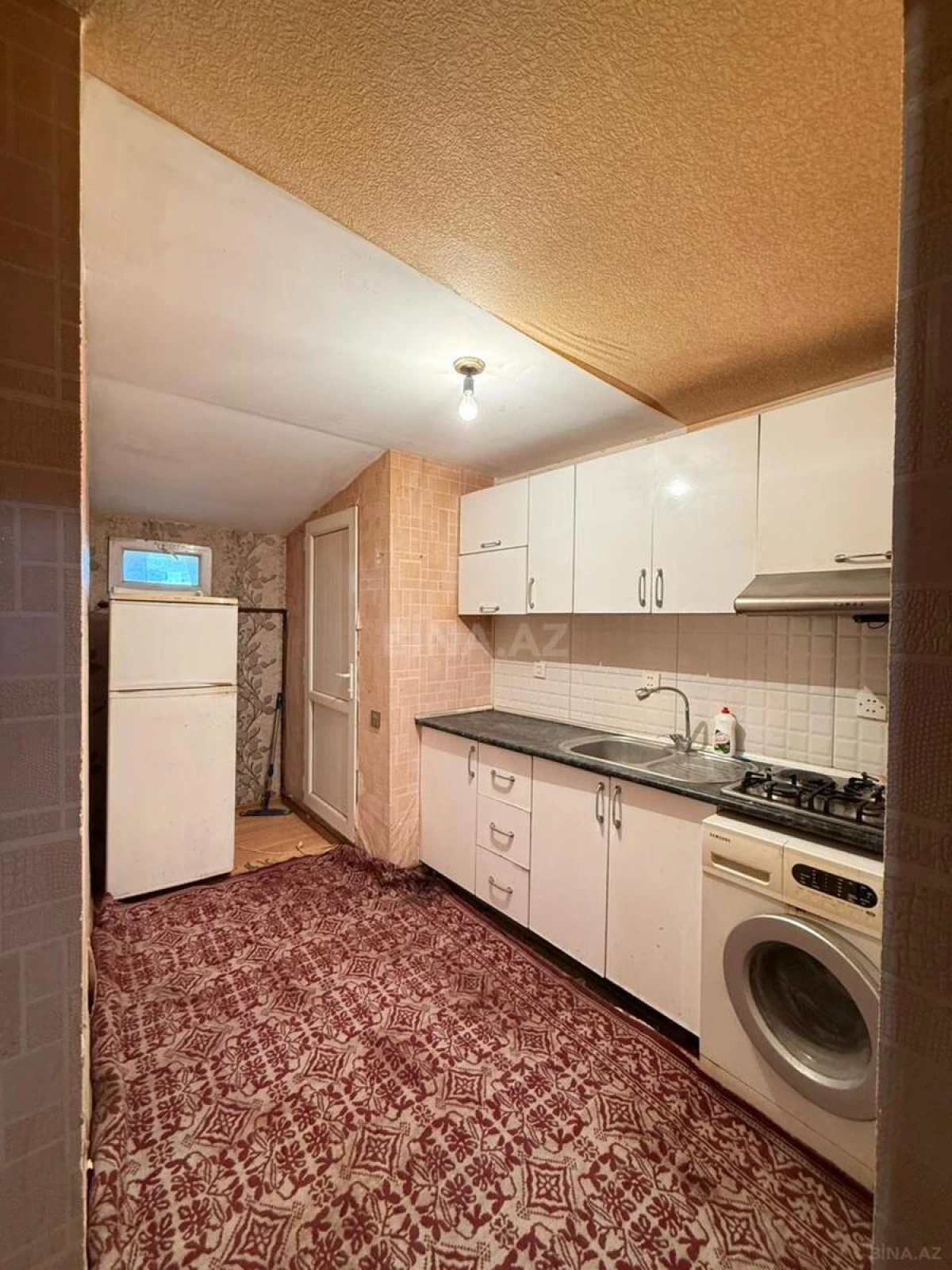 Satılır 2 otaqlı mənzil 70 m²