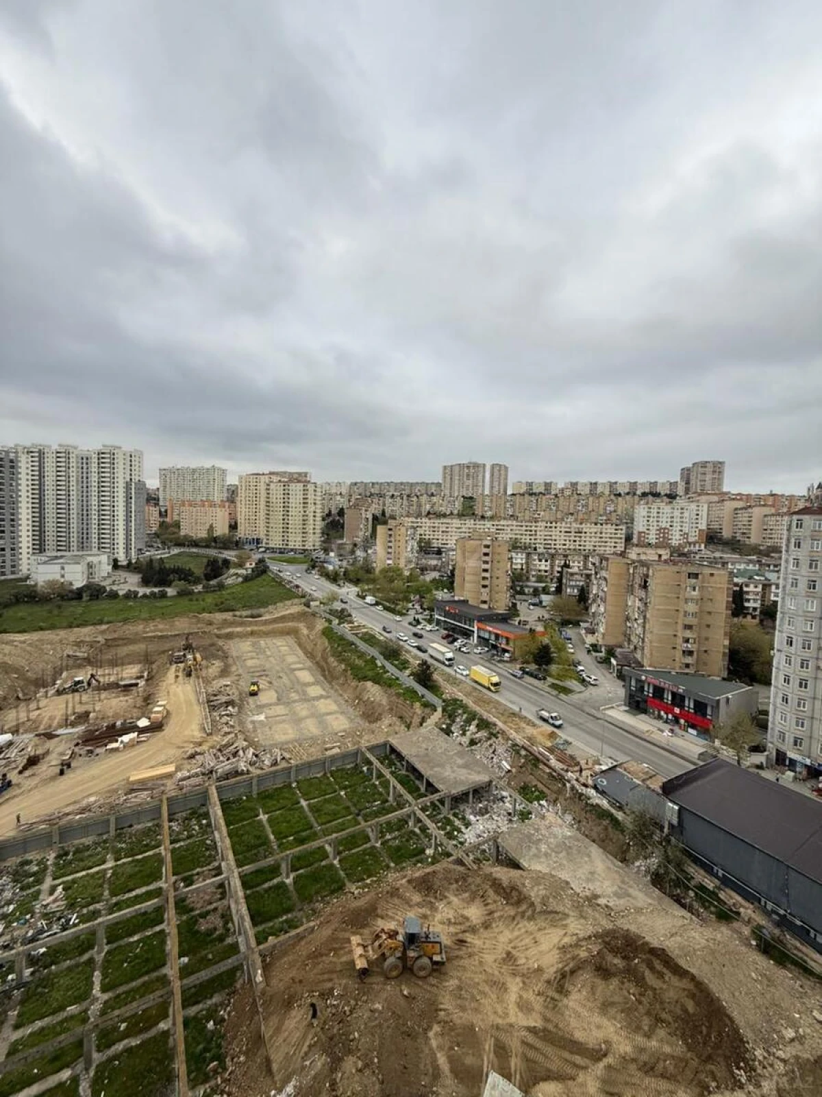 Satılır 2 otaqlı mənzil 70 m²