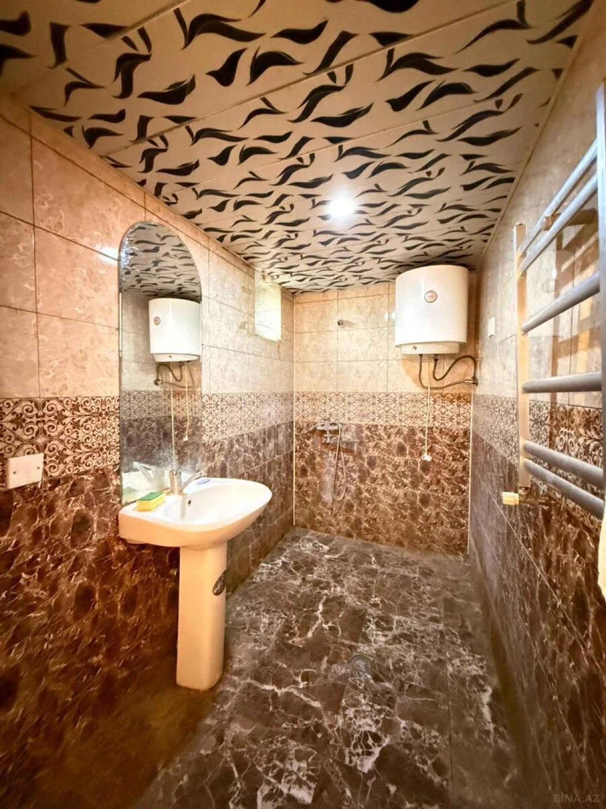 Satılır 2 otaqlı mənzil 70 m²