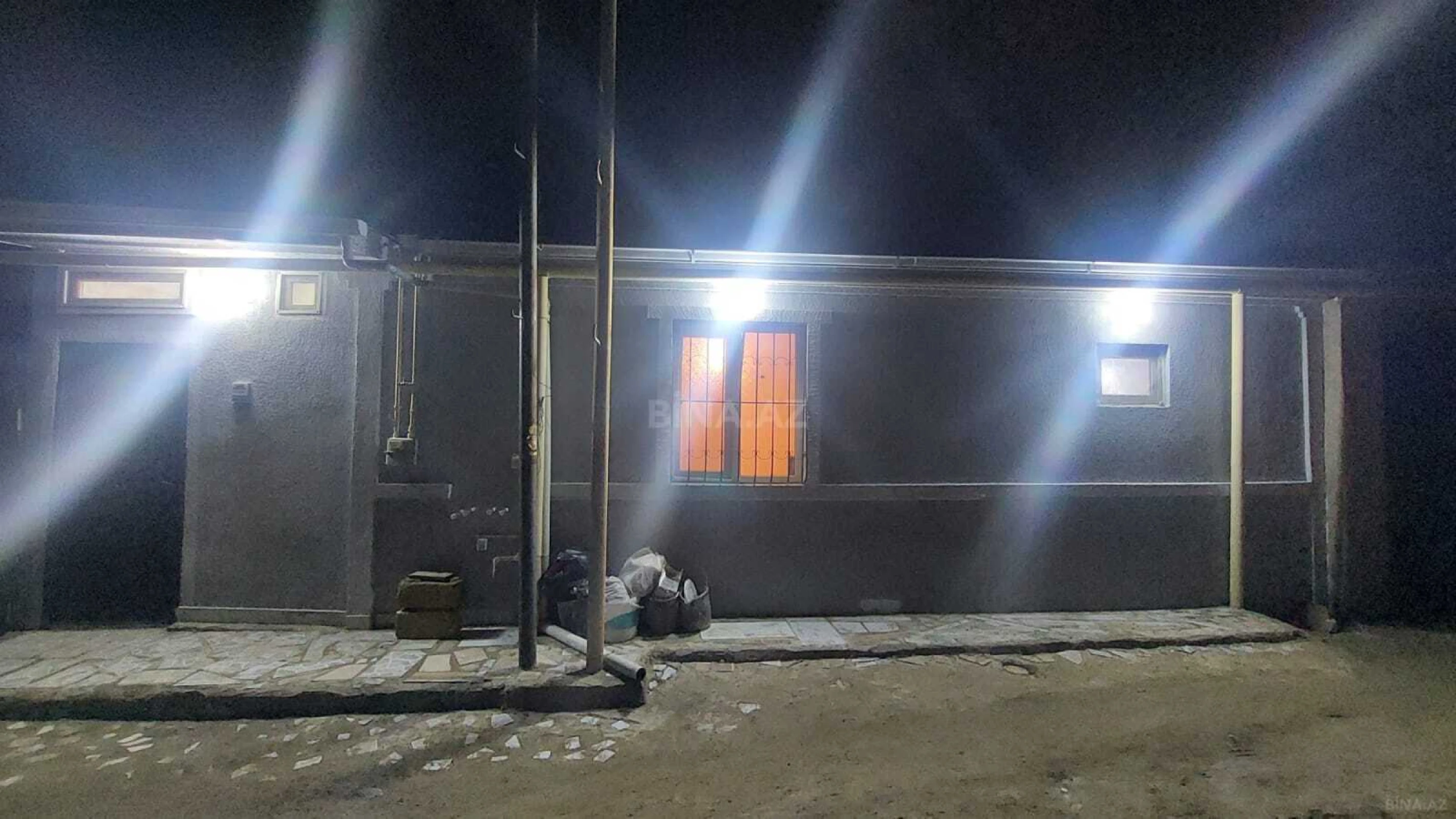 Satılır 2 otaqlı həyət evi 40 m²