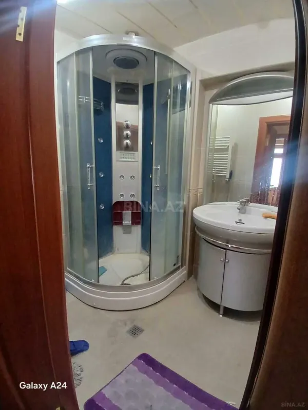 Satılır 2 otaqlı mənzil 76 m²