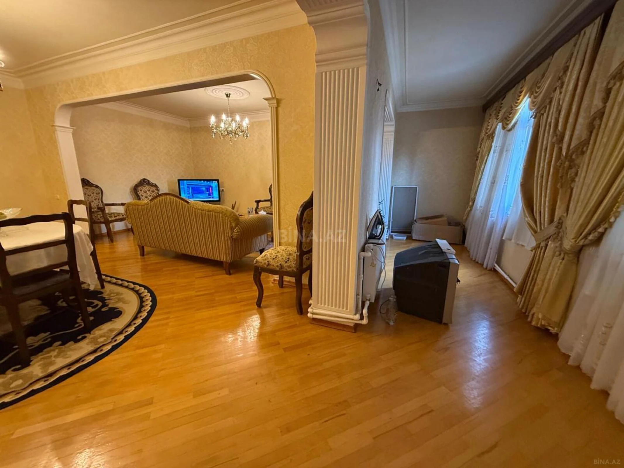 Satılır 5 otaqlı mənzil 120 m²