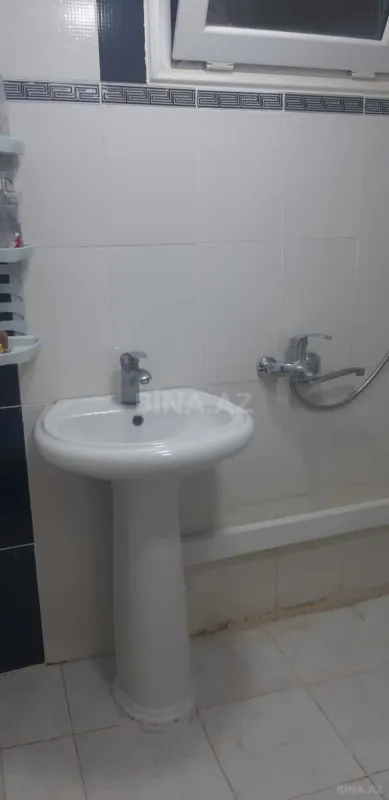 Kirayə verilir 2 otaqlı mənzil 45 m²
