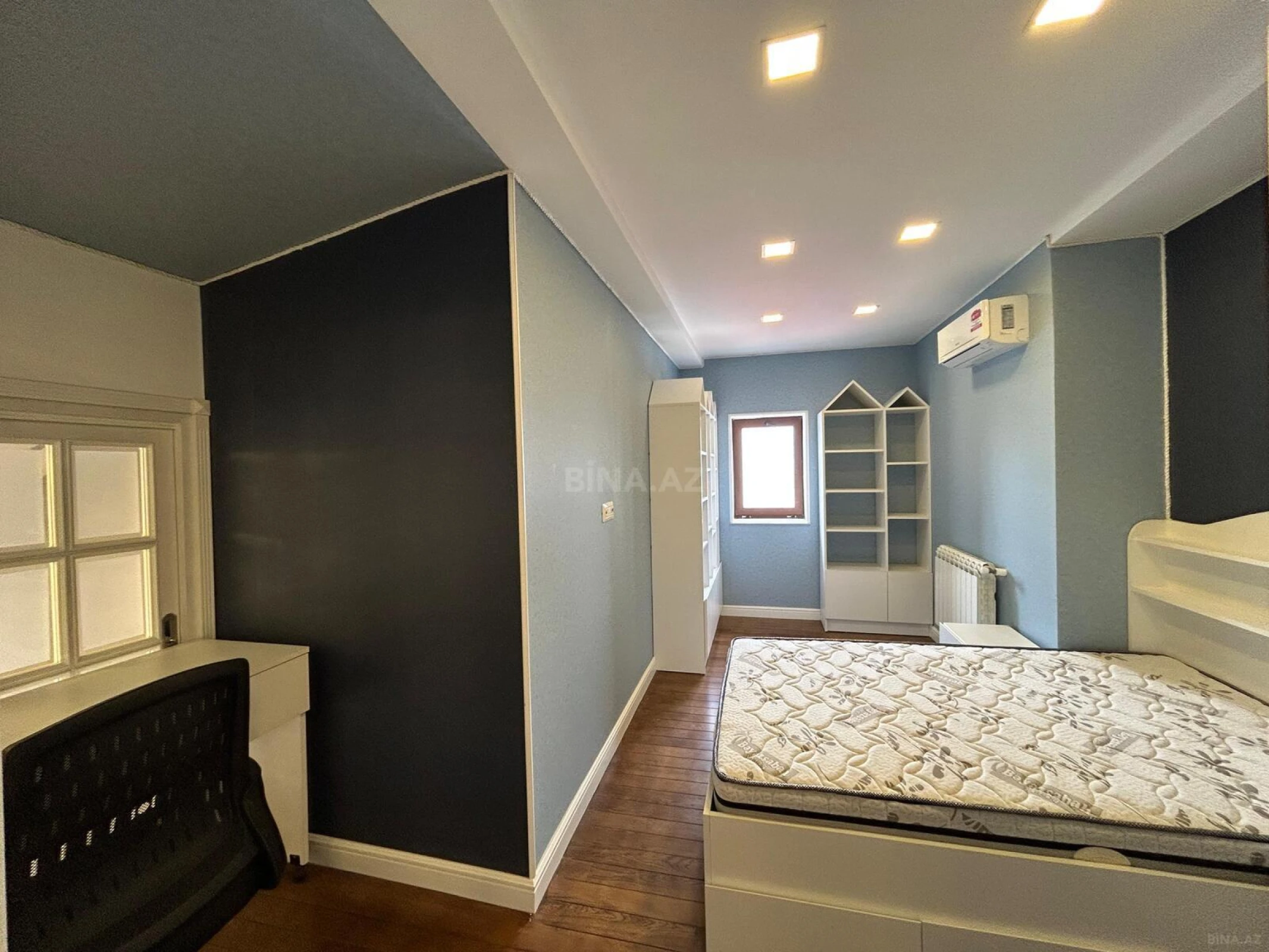 Kirayə verilir 6 otaqlı mənzil 275 m²