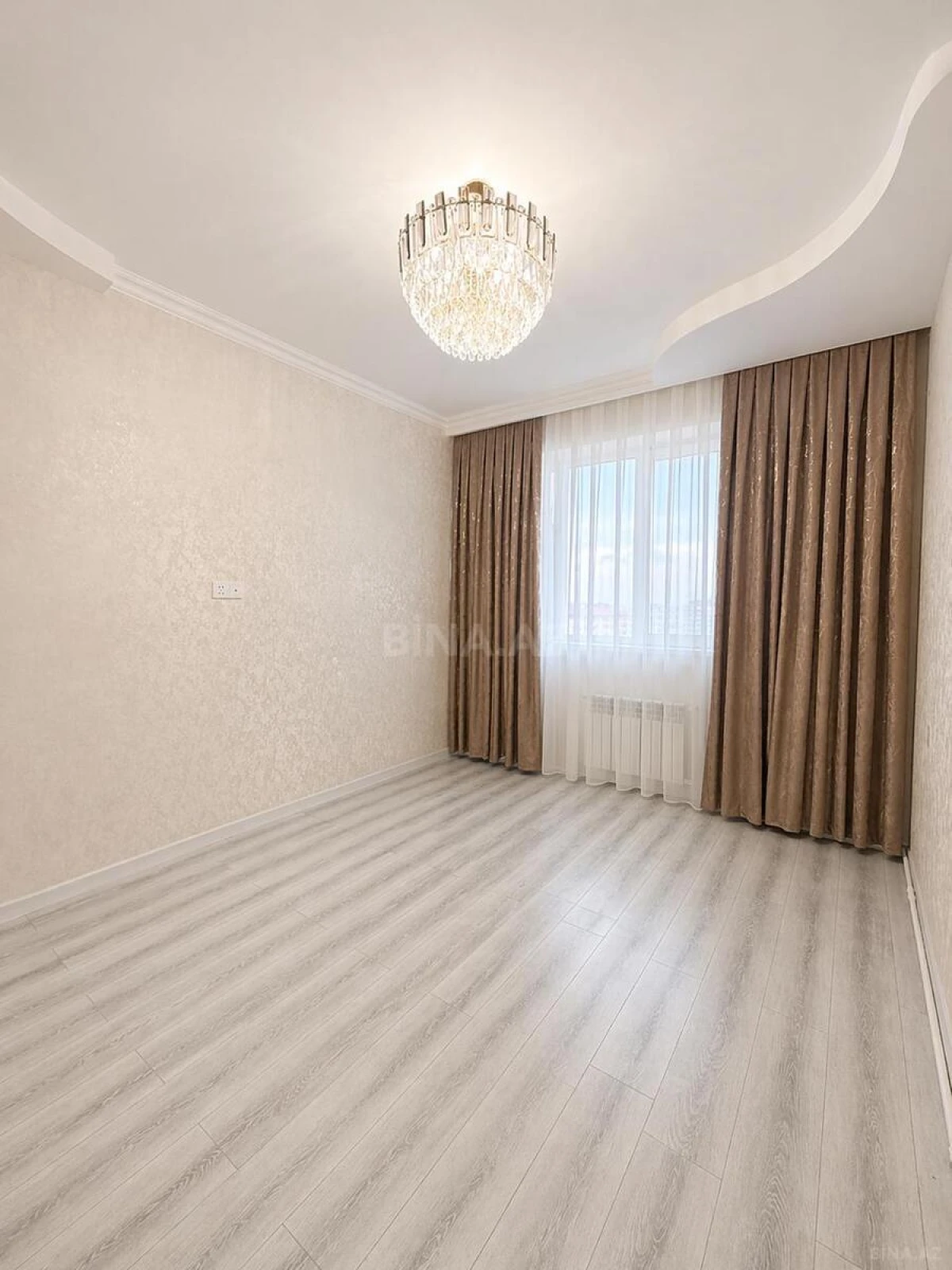 Satılır 2 otaqlı mənzil 55 m²