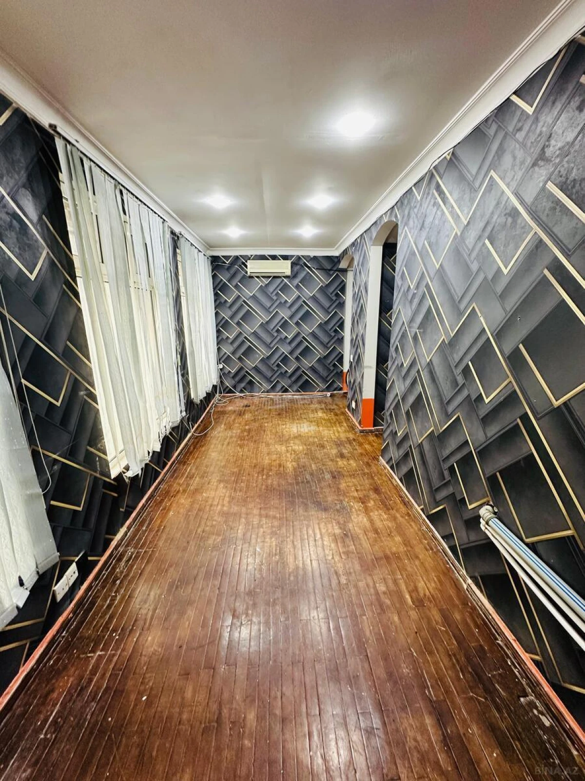 Kirayə verilir 3 otaqlı ofis 80 m²