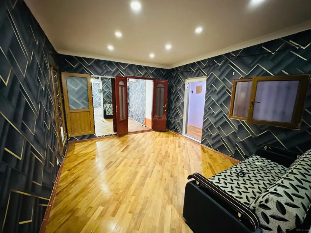 Kirayə verilir 3 otaqlı ofis 80 m²