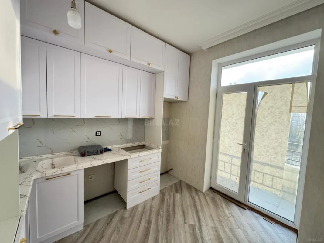 Kirayə verilir 3 otaqlı mənzil 92 m²