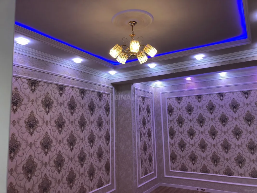 Satılır 2 otaqlı mənzil 70 m²