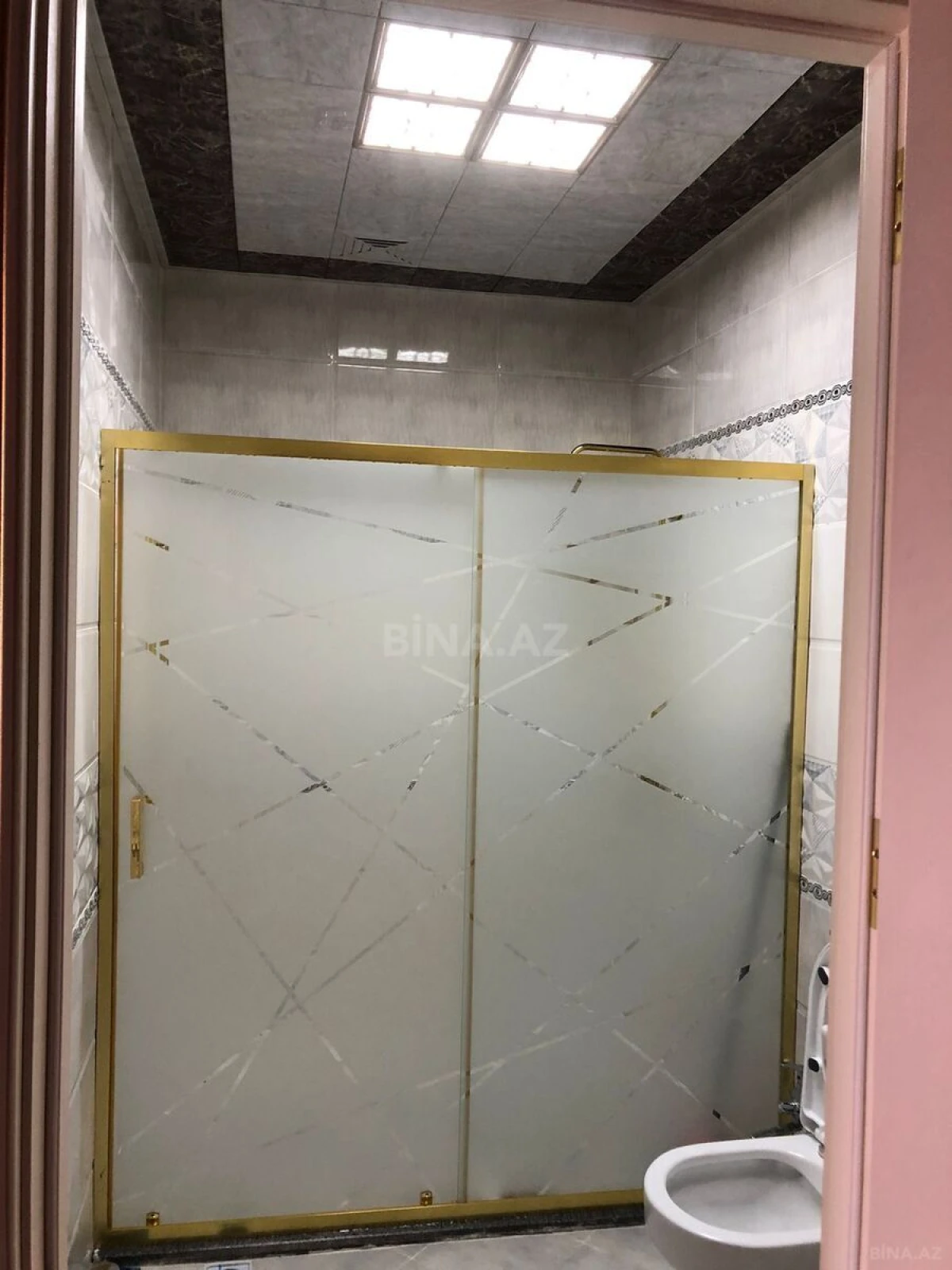 Satılır 2 otaqlı mənzil 70 m²