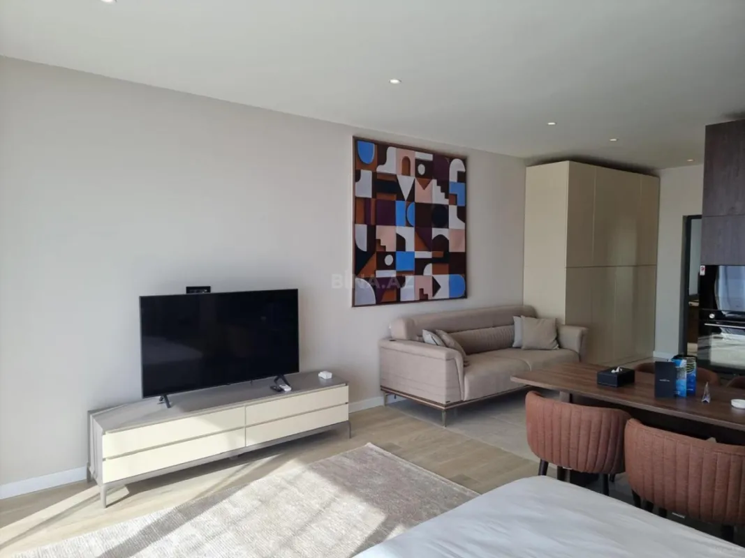 Kirayə verilir 1 otaqlı mənzil 60 m²