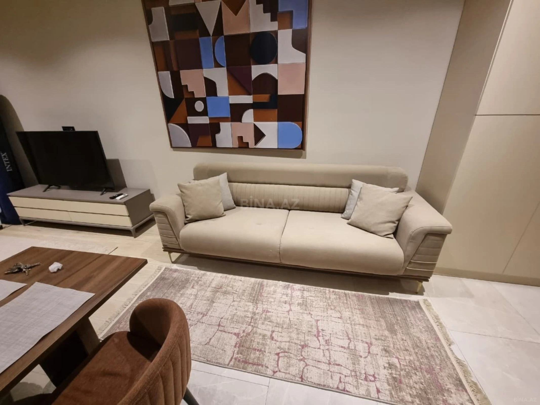 Kirayə verilir 1 otaqlı mənzil 60 m²