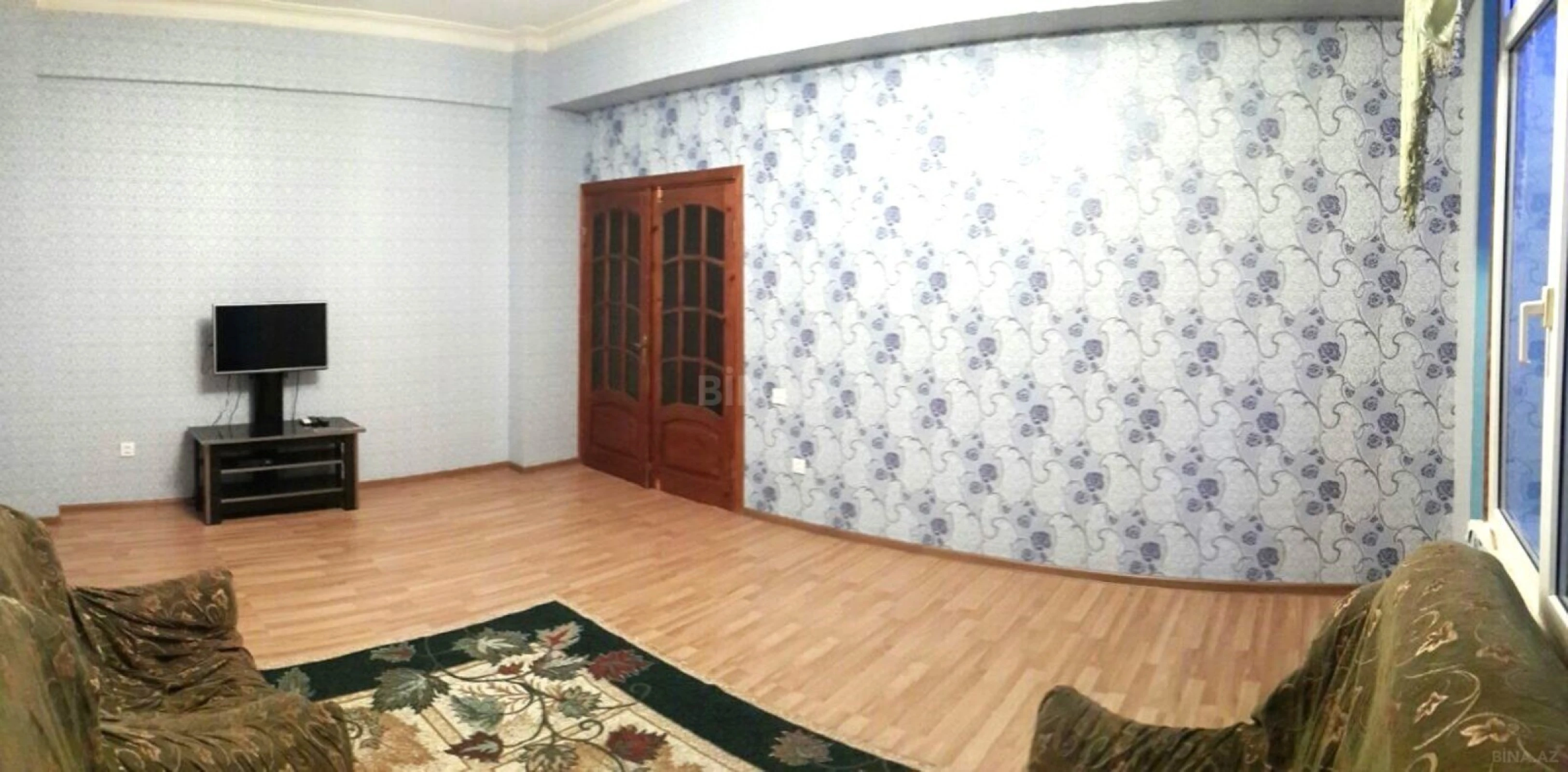 Satılır 4 otaqlı mənzil 102 m²
