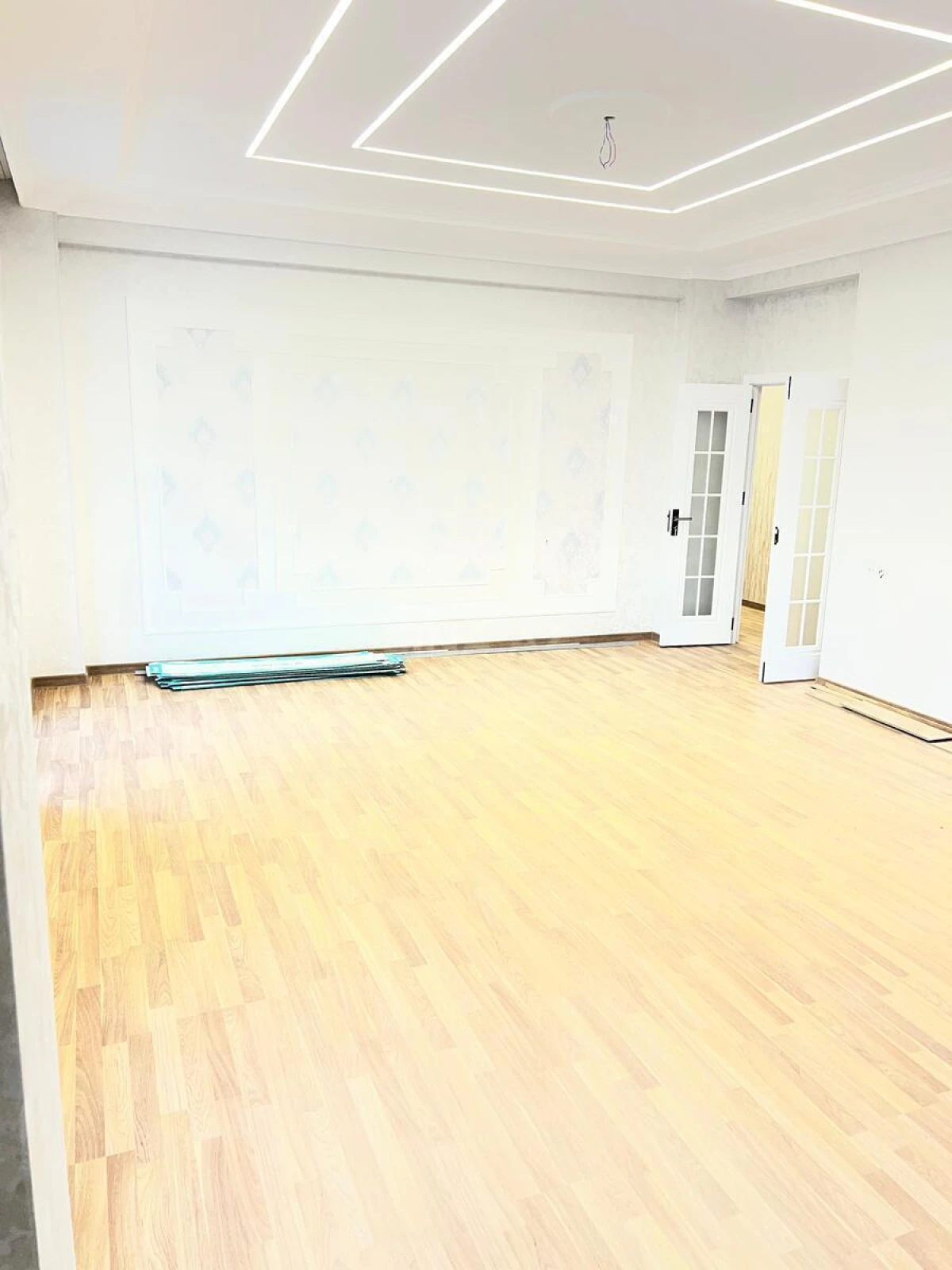 Satılır 3 otaqlı mənzil 97 m²