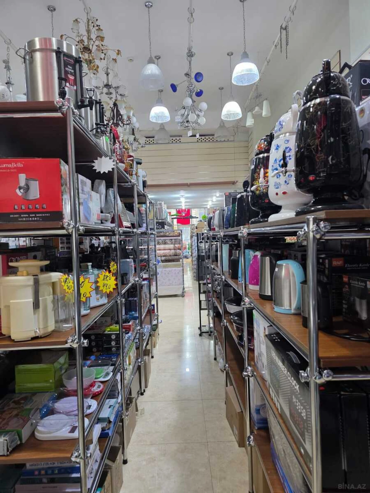 Kirayə verilir obyekt 615 m²