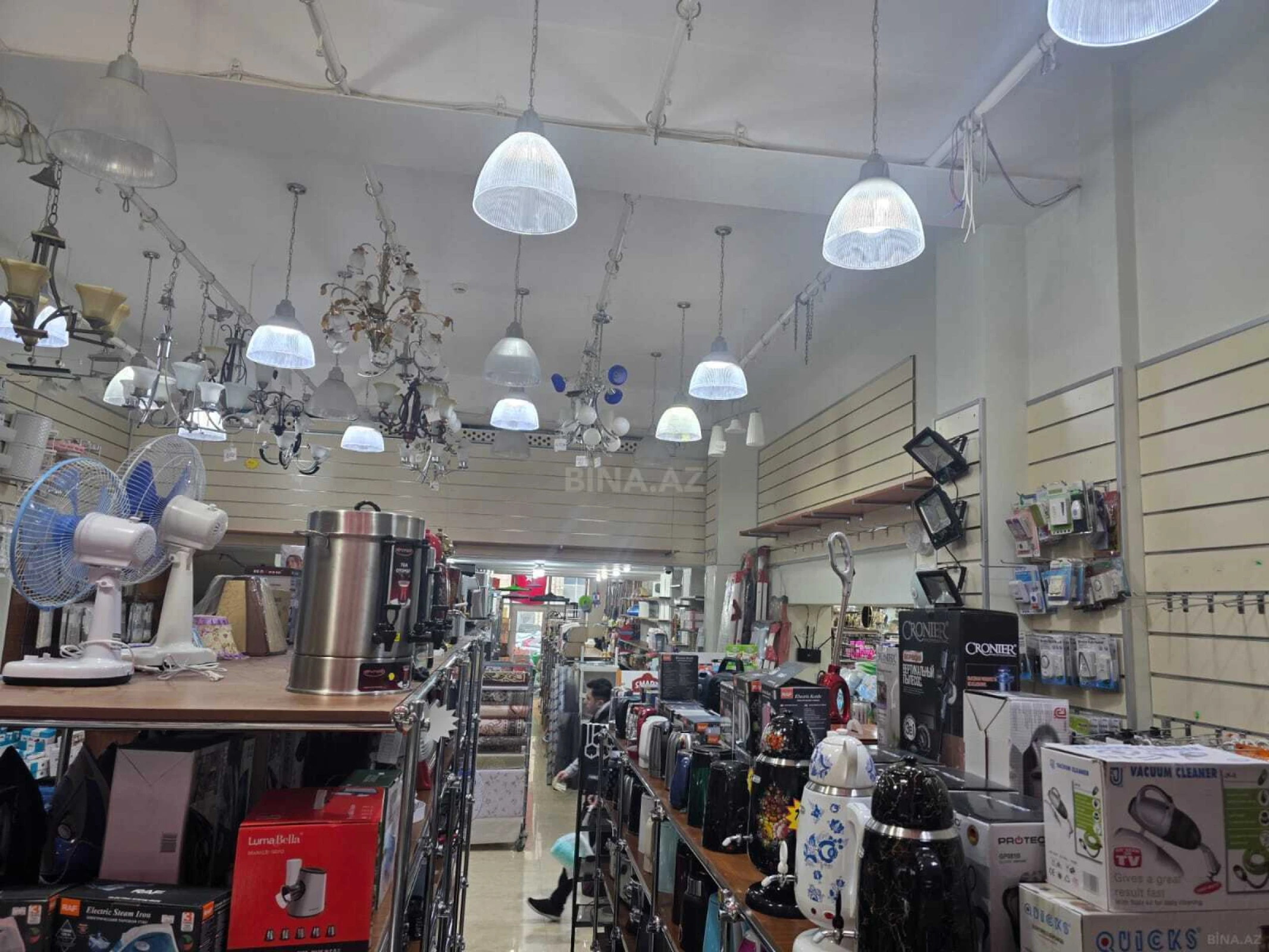 Kirayə verilir obyekt 615 m²