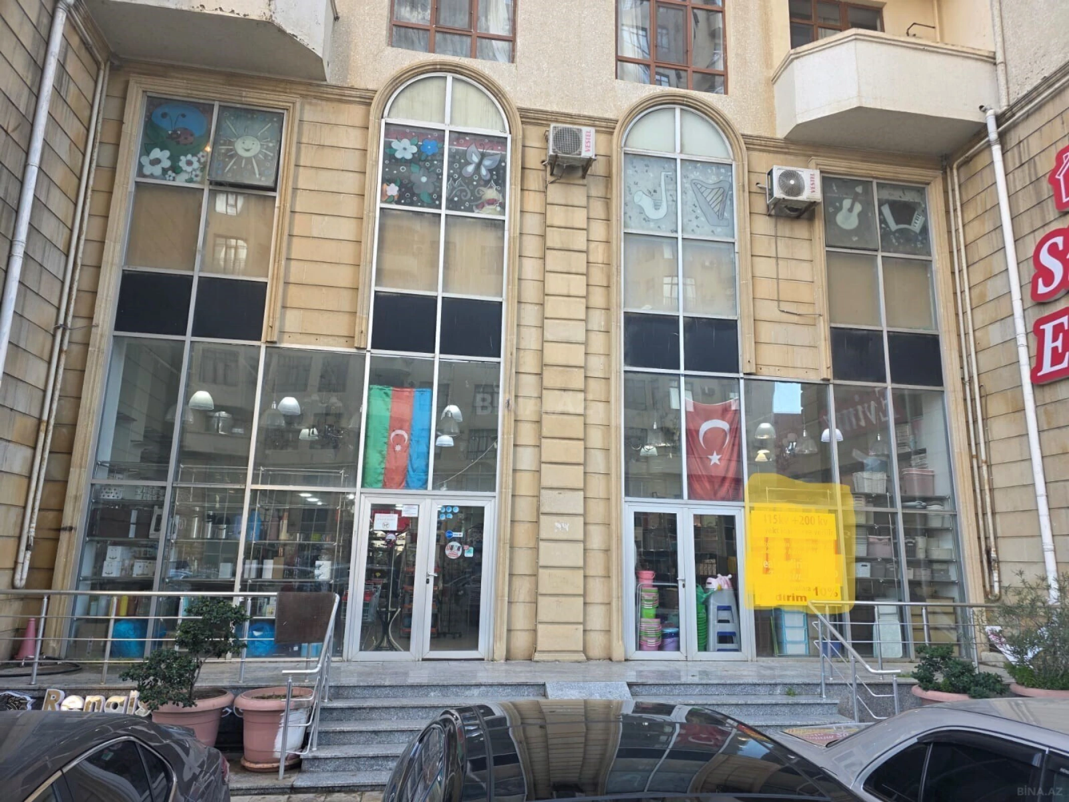 Kirayə verilir obyekt 615 m²