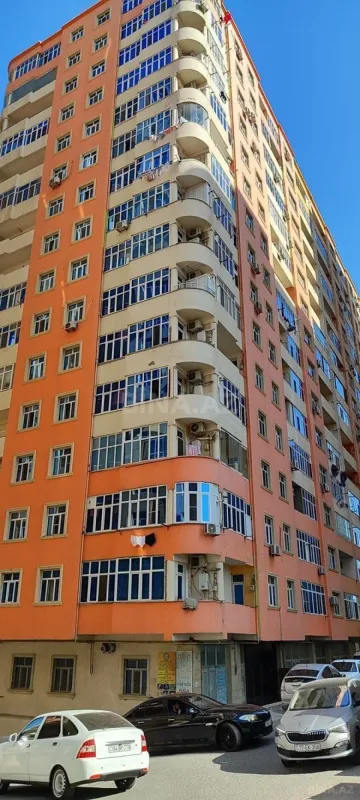 Satılır 2 otaqlı mənzil 70 m²
