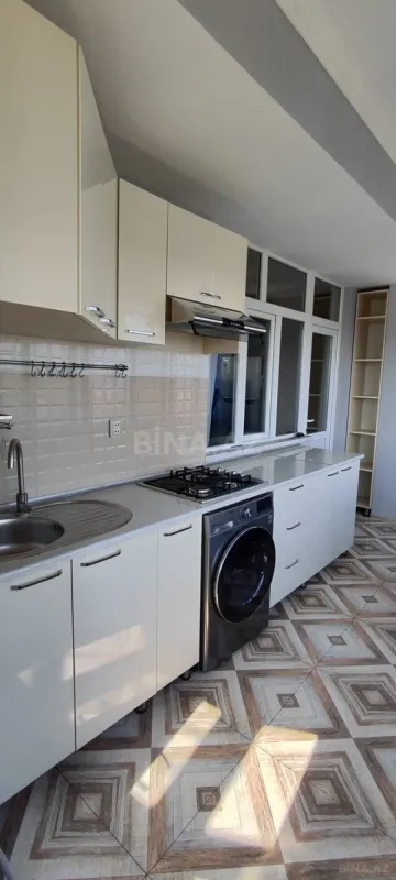 Satılır 2 otaqlı mənzil 70 m²